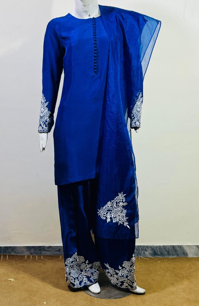 Tasal Silk with Elegant Machine work